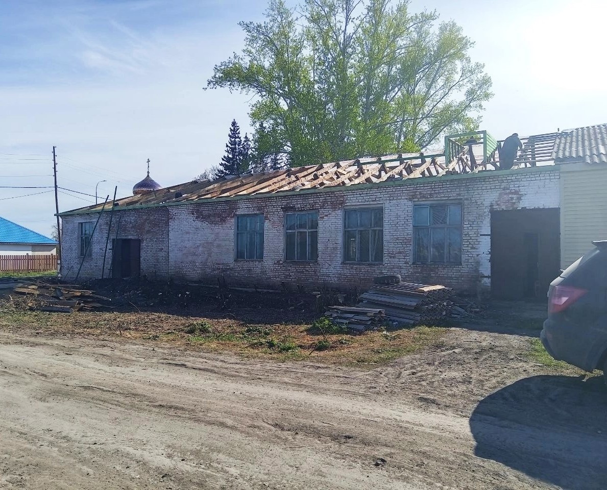 В здании будущего Молодёжного центра «Феникс» начался капитальный ремонт.