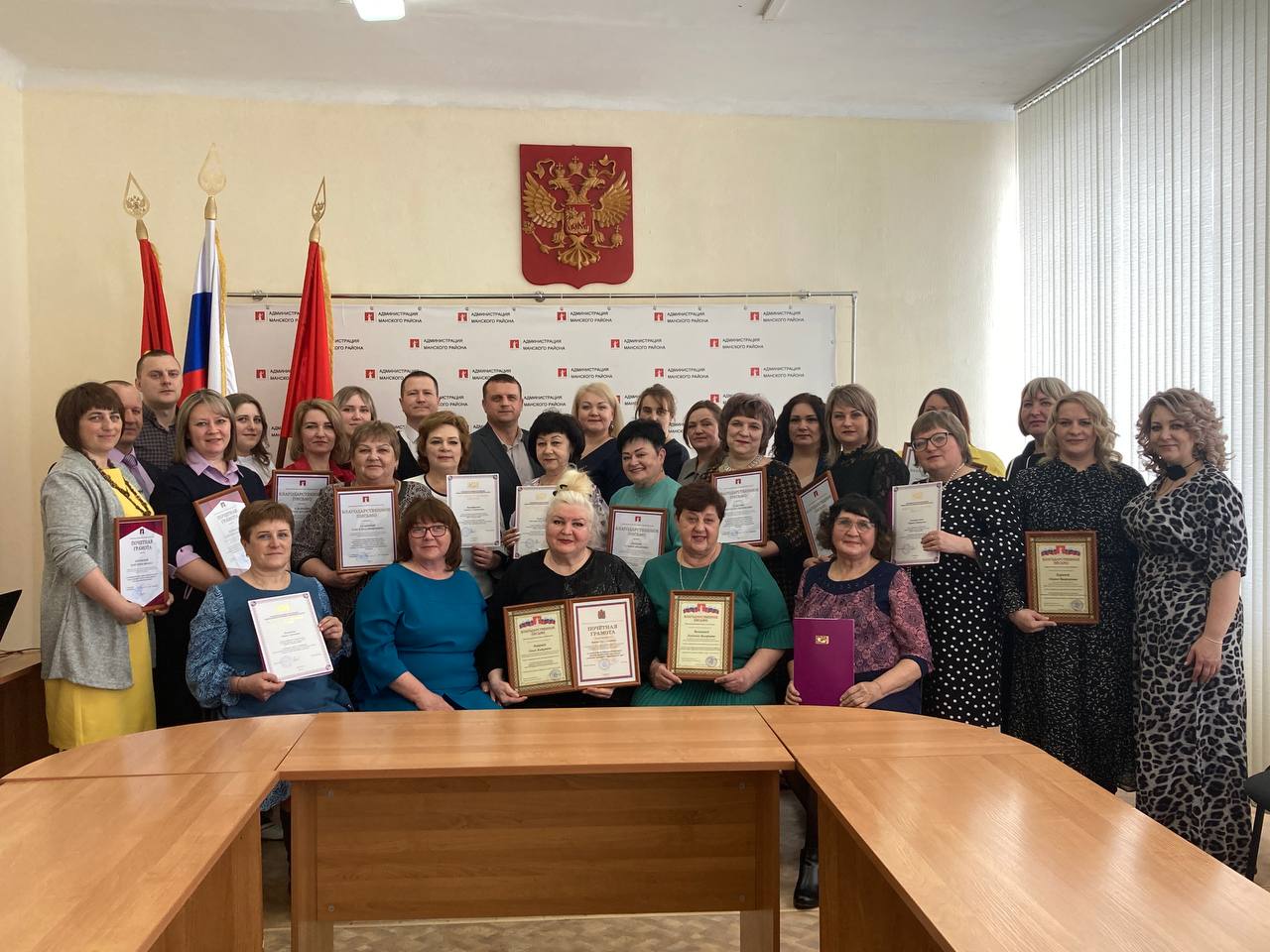 Творцы красоты и вдохновения: поздравляем работников культуры!.