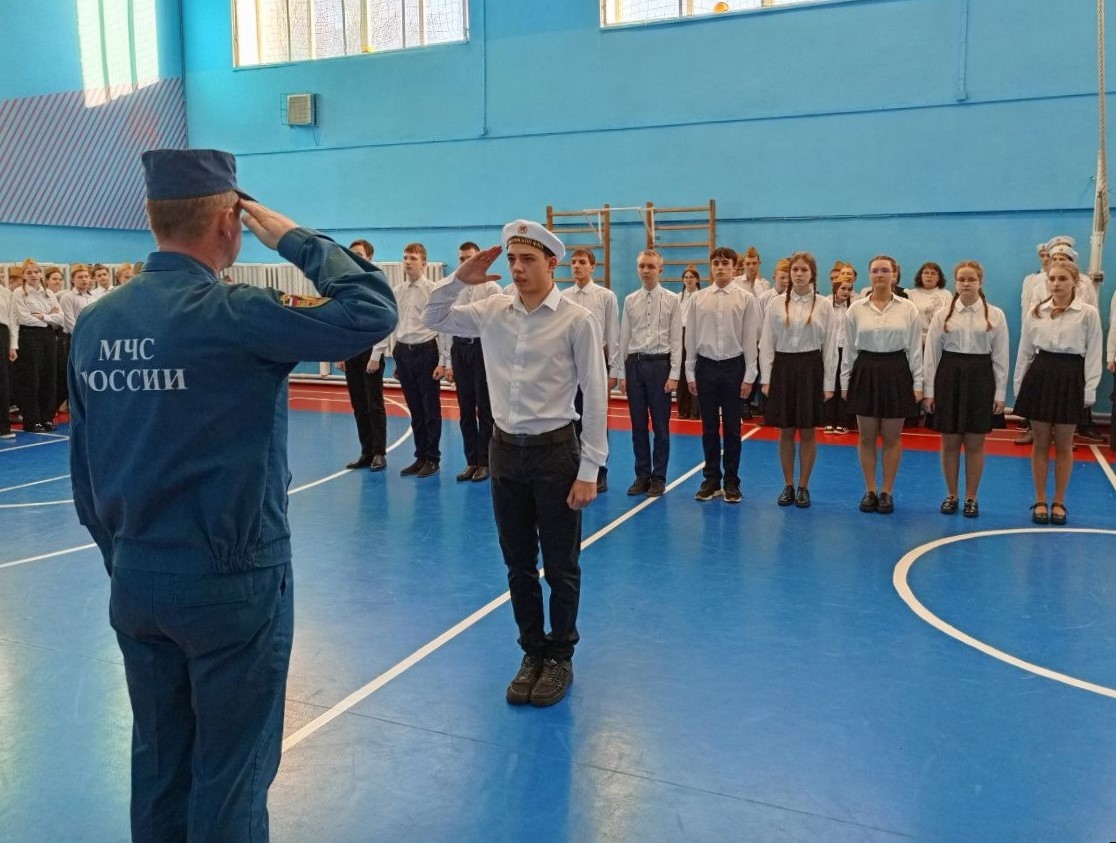 В школах Манского района прошел традиционный конкурс «Смотр строя и песни», приуроченный ко Дню защитника Отечества..